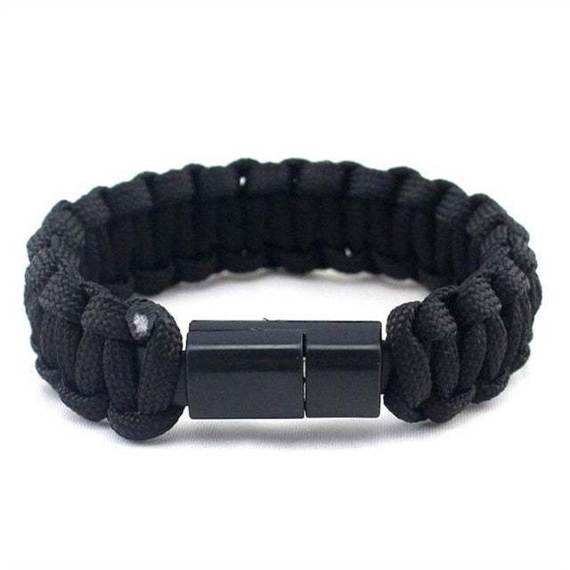 USB Cable Bracelet - Geeksshed